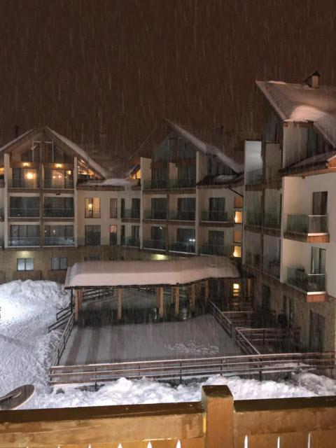 Redco №1 Apartament Gondola Lift Apartment Gudauri Bagian luar foto